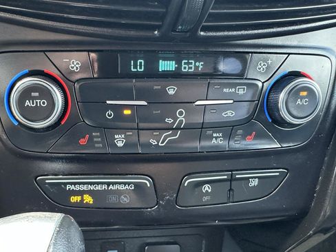 Used 2017 Ford Escape Titanium FWD image 61