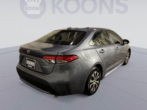 Used 2022 Toyota Corolla LE FWD image 16