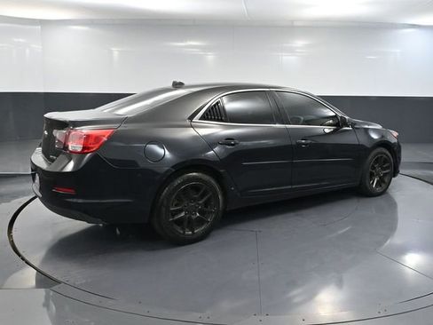 Used 2013 Chevrolet Malibu LT w/ Power Convenience Package image 4