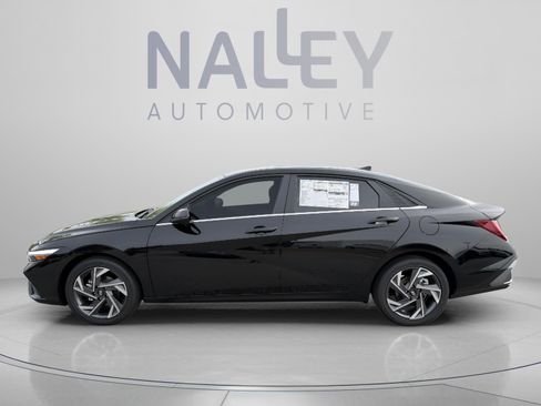 New 2026 Hyundai Elantra Limited FWD image 2