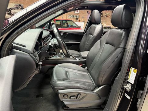 Used 2017 Audi Q7 3.0T Prestige w/ Prestige Package AWD/4WD image 26