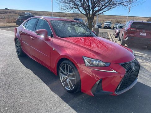 Used 2019 Lexus IS 300 F Sport w/ F Sport Package RWD image 2