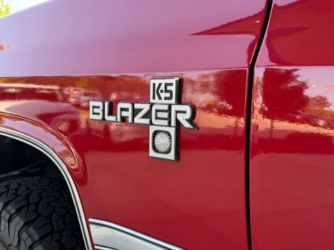 Used 1987 Chevrolet Blazer 4WD image 16