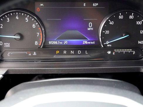 Used 2021 Ford Explorer XLT image 19