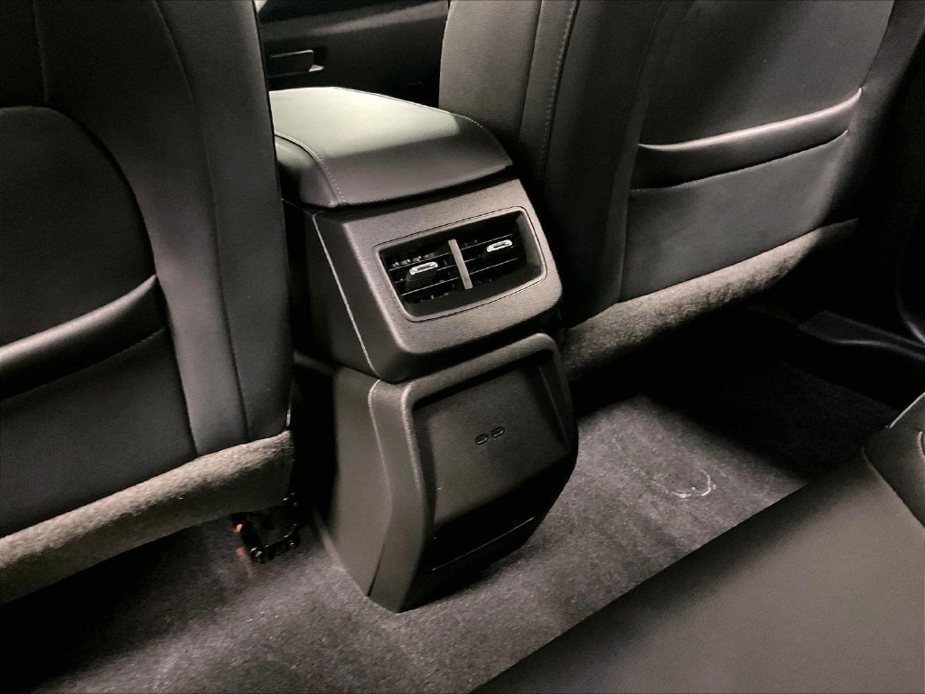 Used 2024 Chevrolet Equinox EV LT w/ Active Safety Package 3 FWD image 28