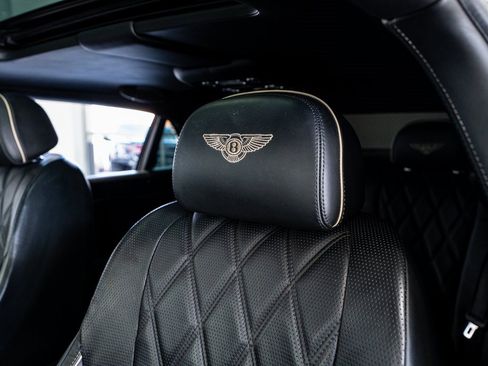 Used 2015 Bentley Flying Spur V8 image 38