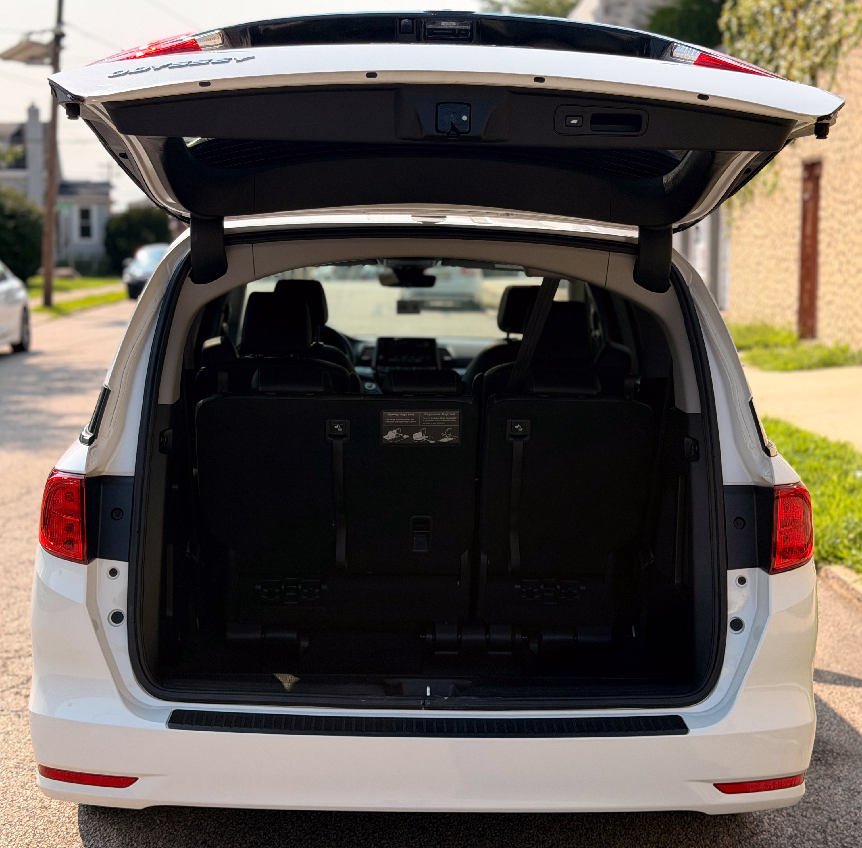 Used 2023 Honda Odyssey EX-L image 7