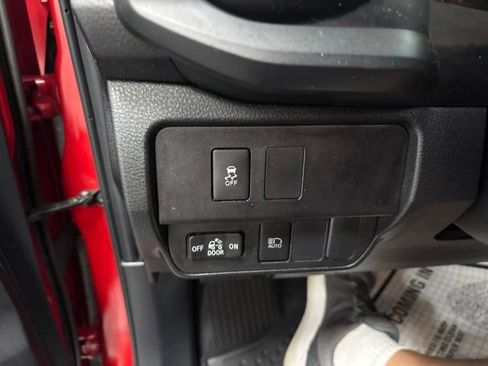 Certified 2023 Toyota Tacoma SR AWD/4WD image 24
