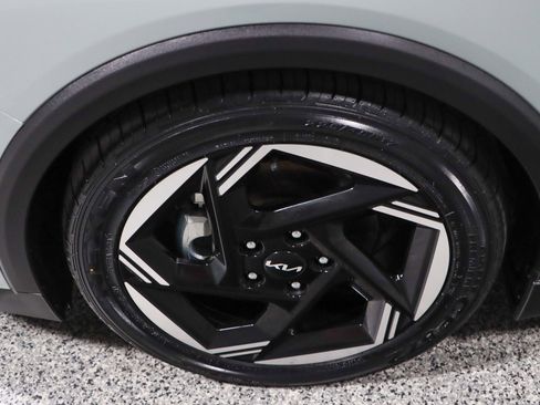 Used 2025 Kia K4 EX FWD image 11