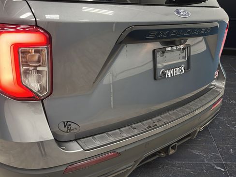 Certified 2021 Ford Explorer ST w/ Equipment Group 401A AWD/4WD image 42