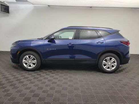 Used 2022 Chevrolet Blazer LT image 2