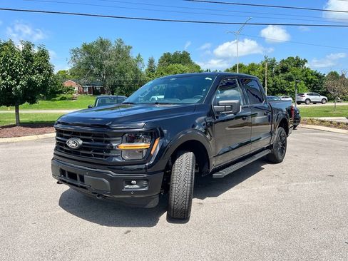 New 2026 Ford F150 XLT w/ Equipment Group 302A MID AWD/4WD image 3