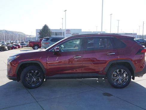 Used 2023 Toyota RAV4 Limited w/ Limited Grade Weather Package image 5