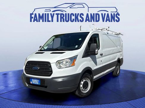 Used 2016 Ford Transit 250 130 Low Roof RWD image 1