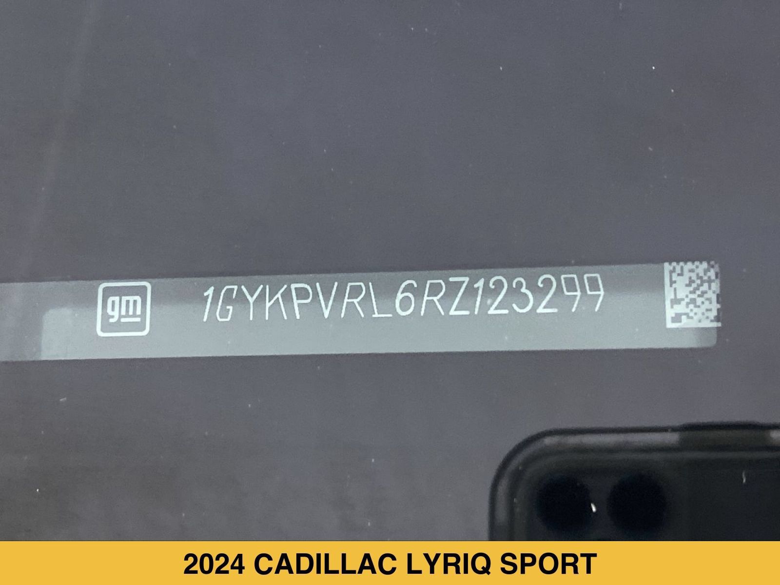 Used 2024 Cadillac Lyriq Sport w/ LPO, Floor Liner Package AWD/4WD image 17