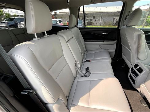Used 2018 Honda Pilot EX-L image 32