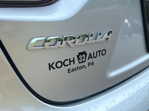 Certified 2023 Toyota Corolla LE AWD/4WD image 17