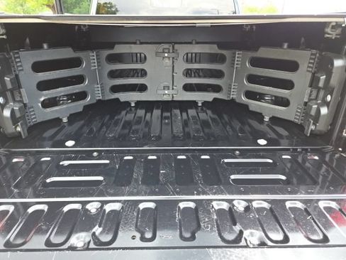 Used 2022 Ford F350 Lariat w/ Tremor Off-Road Package AWD/4WD image 19