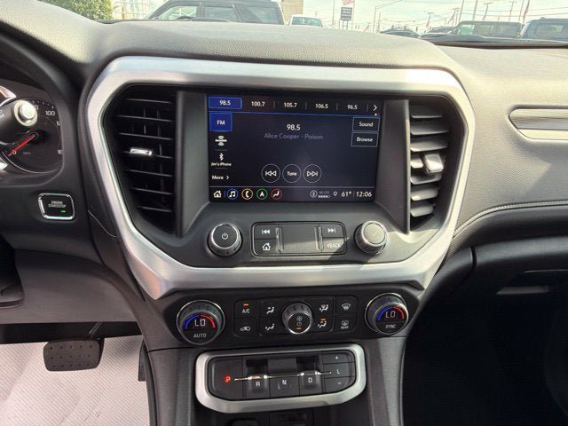 Used 2023 GMC Acadia SLT w/ Elevation Edition FWD image 15