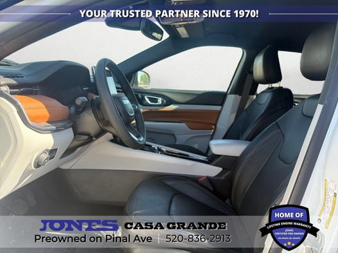 Used 2023 Jeep Compass Limited w/ Elite Group AWD/4WD image 9
