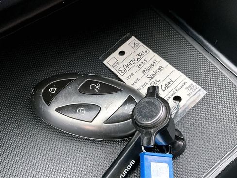Used 2025 Hyundai Sonata SEL FWD image 14