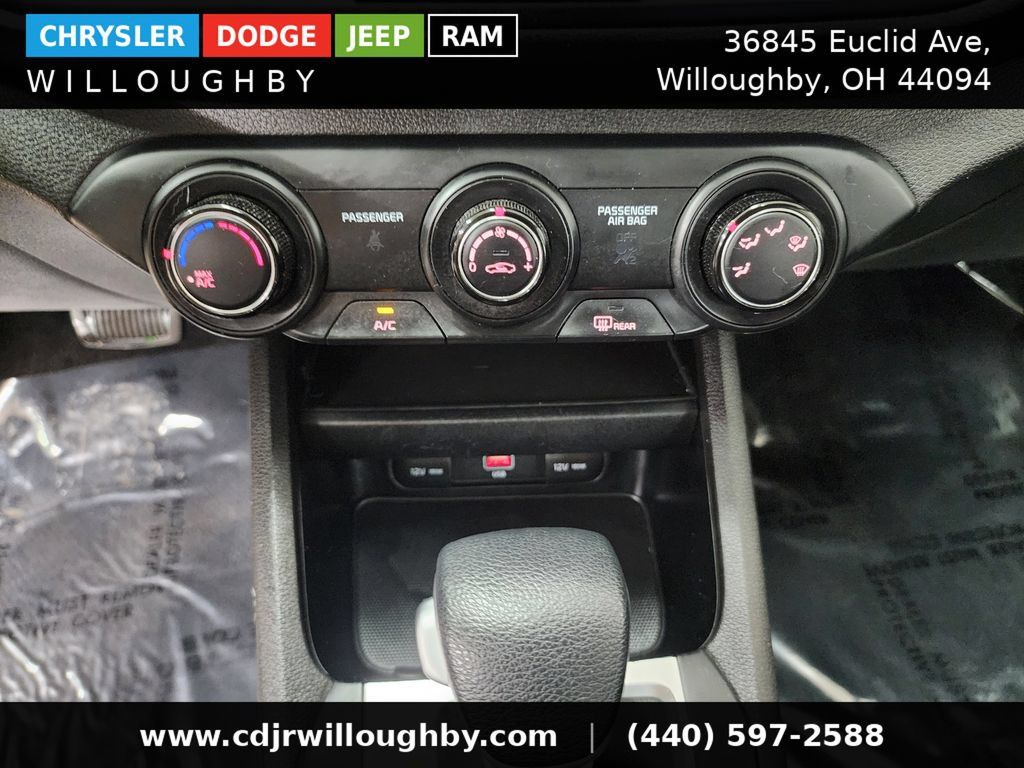 Used 2022 Kia Forte LXS FWD image 22