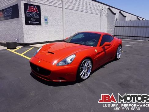 Used 2014 Ferrari California RWD image 62