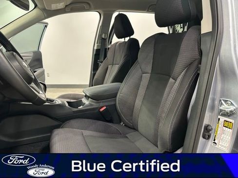 Used 2025 Subaru Outback Premium image 19