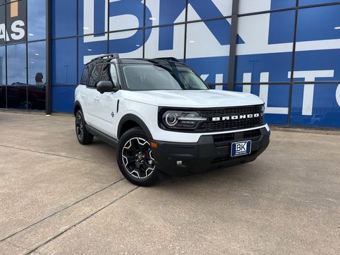 New 2025 Ford Bronco Sport Outer Banks w/ Outer Banks Tech Package+ image 1