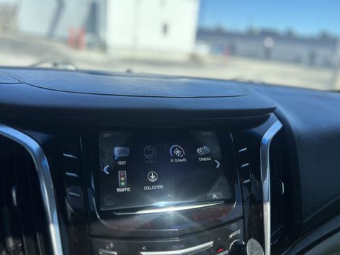 Used 2018 Cadillac Escalade Luxury image 22