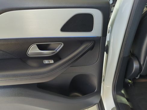 Used 2024 Mercedes-Benz GLE 350 4MATIC image 33