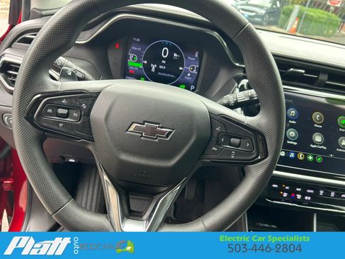 Used 2023 Chevrolet Bolt EUV LT w/ Driver Confidence Package FWD image 25