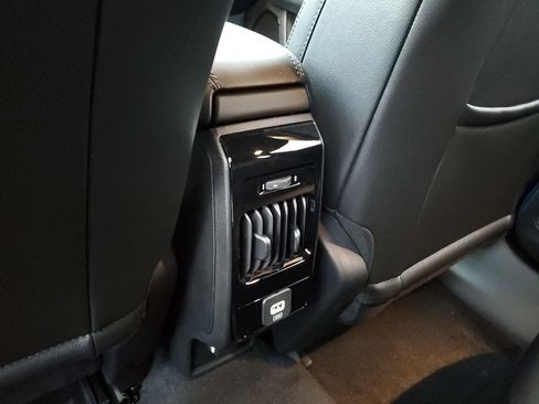 New 2026 Jeep Compass Latitude image 11