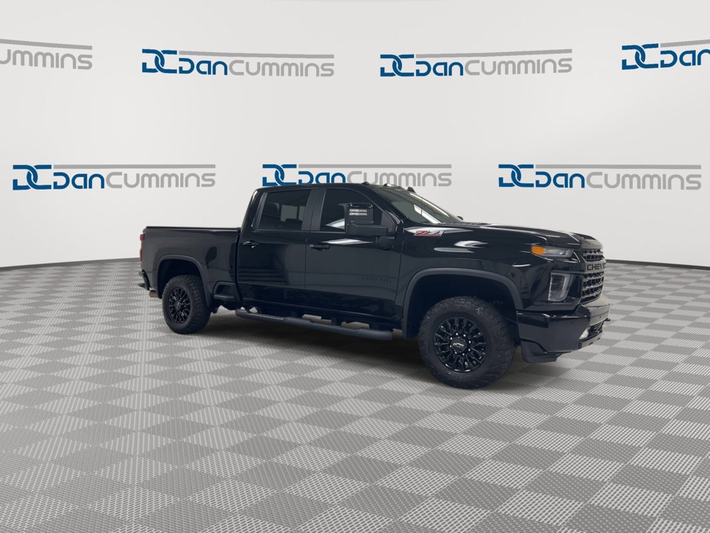 Used 2023 Chevrolet Silverado 2500 LT w/ Midnight Edition AWD/4WD image 2