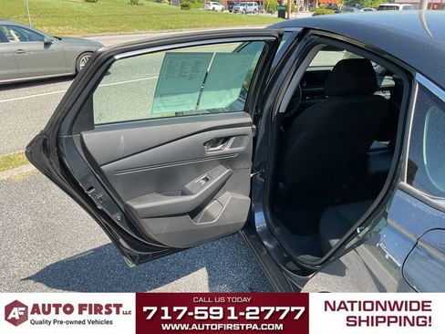 Used 2023 Honda Accord EX image 12