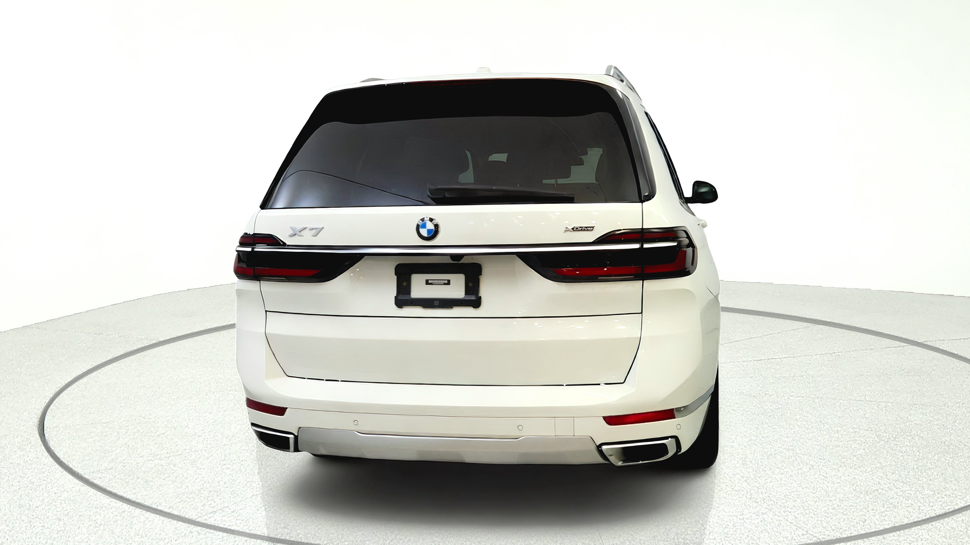 Used 2023 BMW X7 xDrive40i AWD/4WD image 6