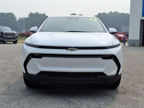 Used 2026 Chevrolet Equinox EV LT w/ LPO, All-Weather Mat Package FWD image 2