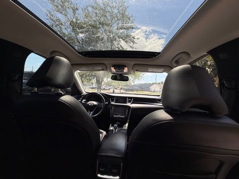 Used 2021 INFINITI QX50 Luxe image 30