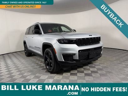 Used 2025 Jeep Grand Cherokee L Limited w/ Black Appearance Package