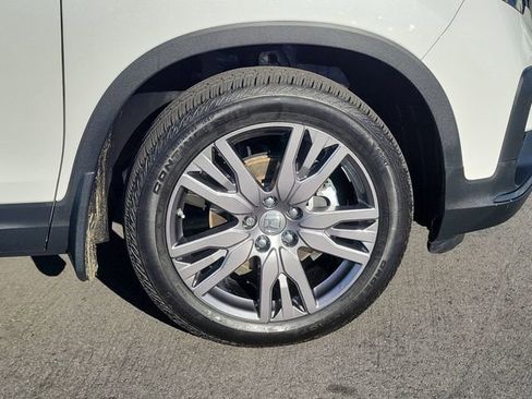 Certified 2022 Honda Pilot Sport image 5