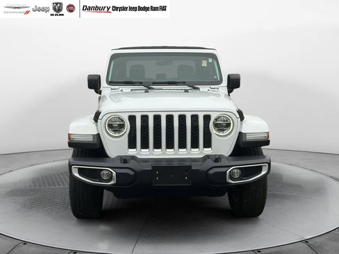 Certified 2021 Jeep Gladiator Overland w/ Dual Top Group image 3