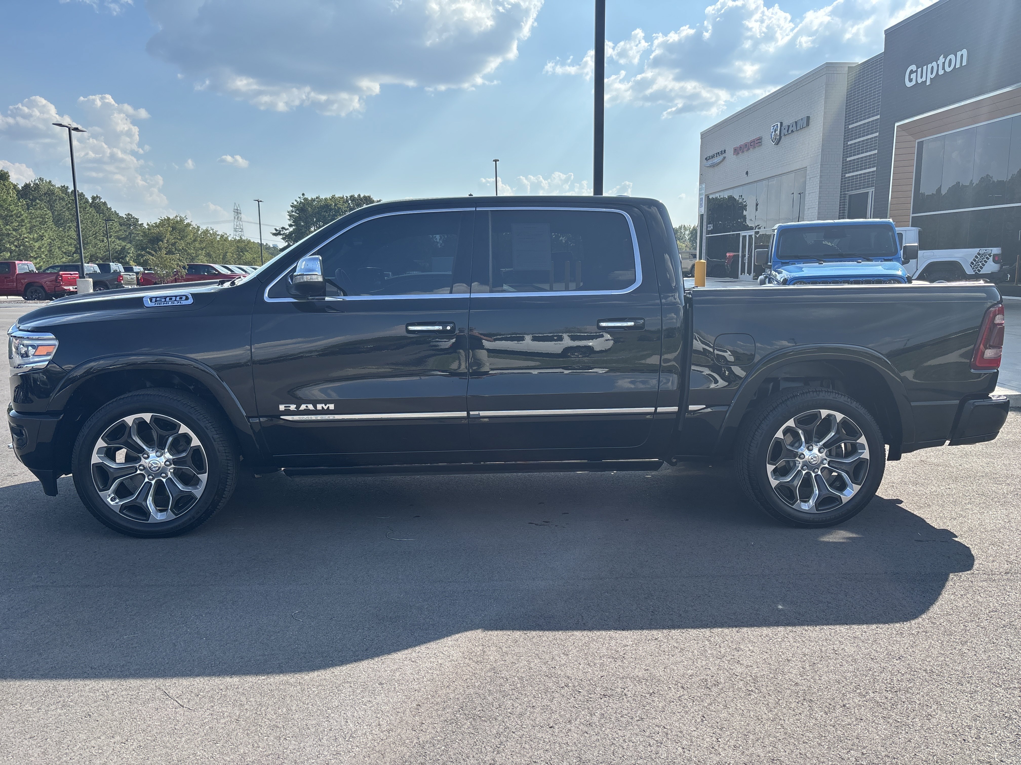 Used 2020 RAM 1500 Limited AWD/4WD image 2