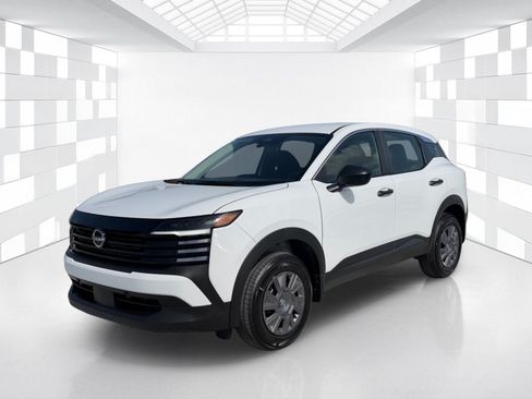 New 2026 Nissan Kicks S FWD image 3