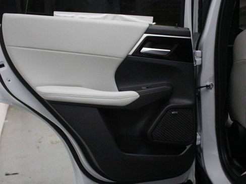 New 2026 Mitsubishi Outlander SE AWD/4WD image 26
