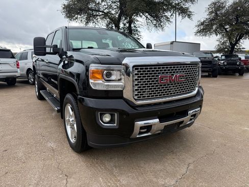Used 2015 GMC Sierra 2500 Denali w/ Duramax Plus Package image 1