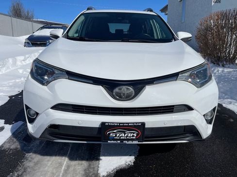 Used 2018 Toyota RAV4 XLE image 2