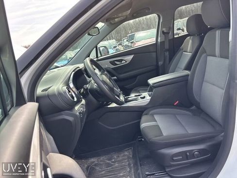 Used 2024 Chevrolet Blazer LT w/ Convenience Package image 6