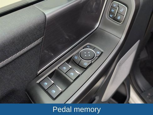 Certified 2025 Ford F150 Lariat w/ Equipment Group 502A High image 42