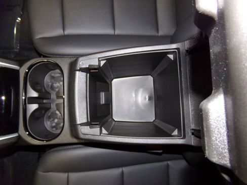 New 2025 Chevrolet Colorado LT w/ LT Convenience Package image 22