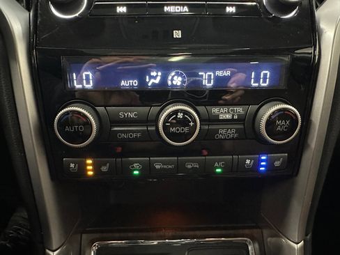 Used 2019 Subaru Ascent Touring w/ Popular Package #2A image 60